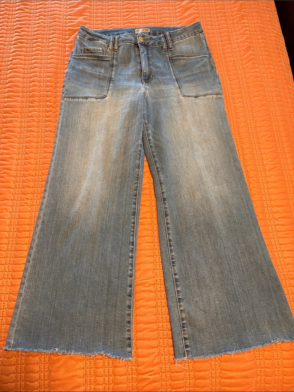 Kut from the Kloth Meg Wide-Leg Jeans with Raw Hem - Picture 1 of 7